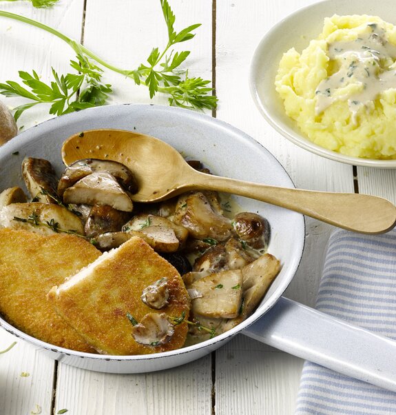 Vegane Schnitzel auf Steinpilzen